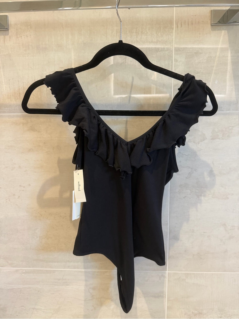 Wilfred Black Ruffle V-Neck Bodysuit